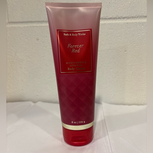 Bath & Body Forever Red Ultra Shea Body Cream 8 oz - Picture 1 of 5